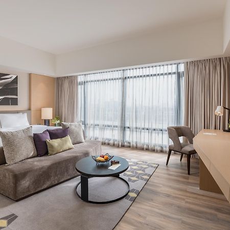 Seda Vertis North Quezon City Eksteriør billede Deluxe Suite